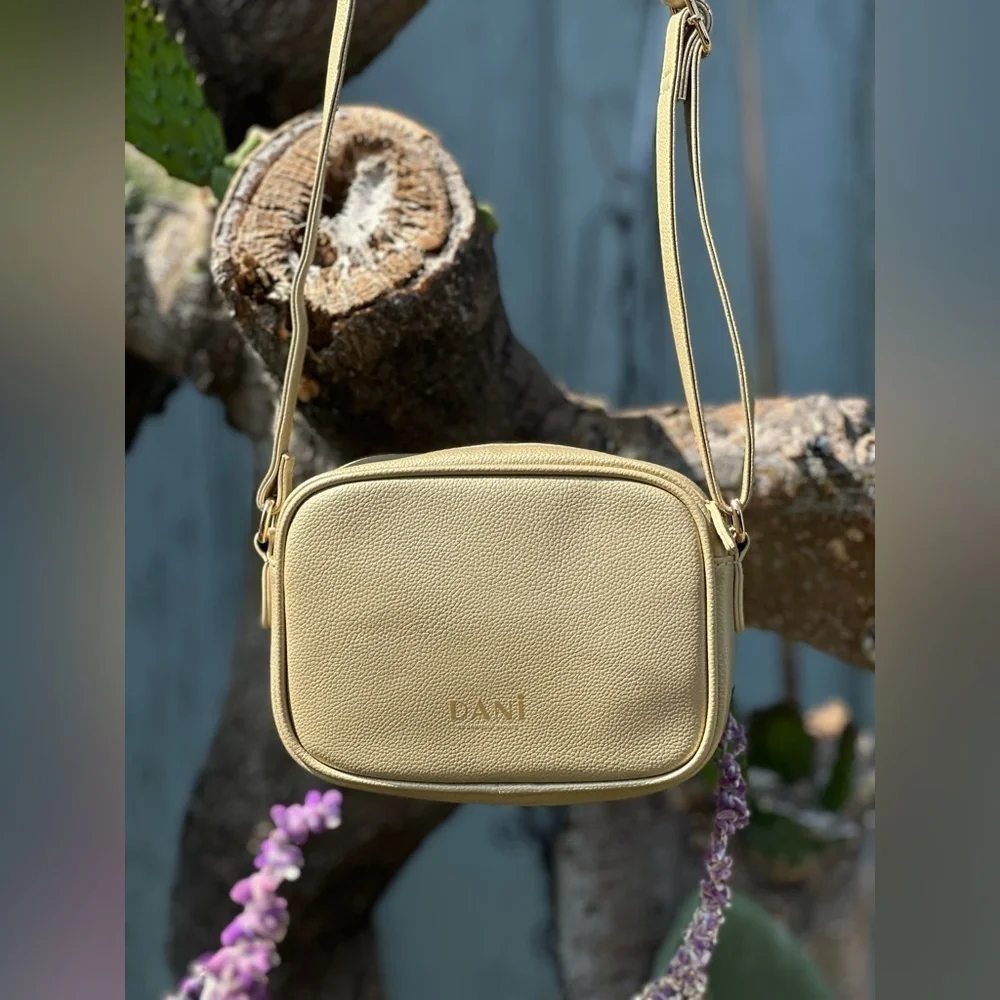 DANI x Star Wars — The Mandalorian Baby Yoda Grogu Crossbody Bag